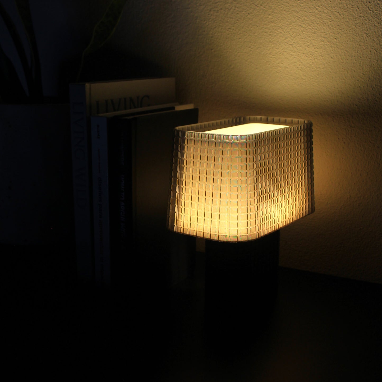 LUCENT KUAD - Table Lamp