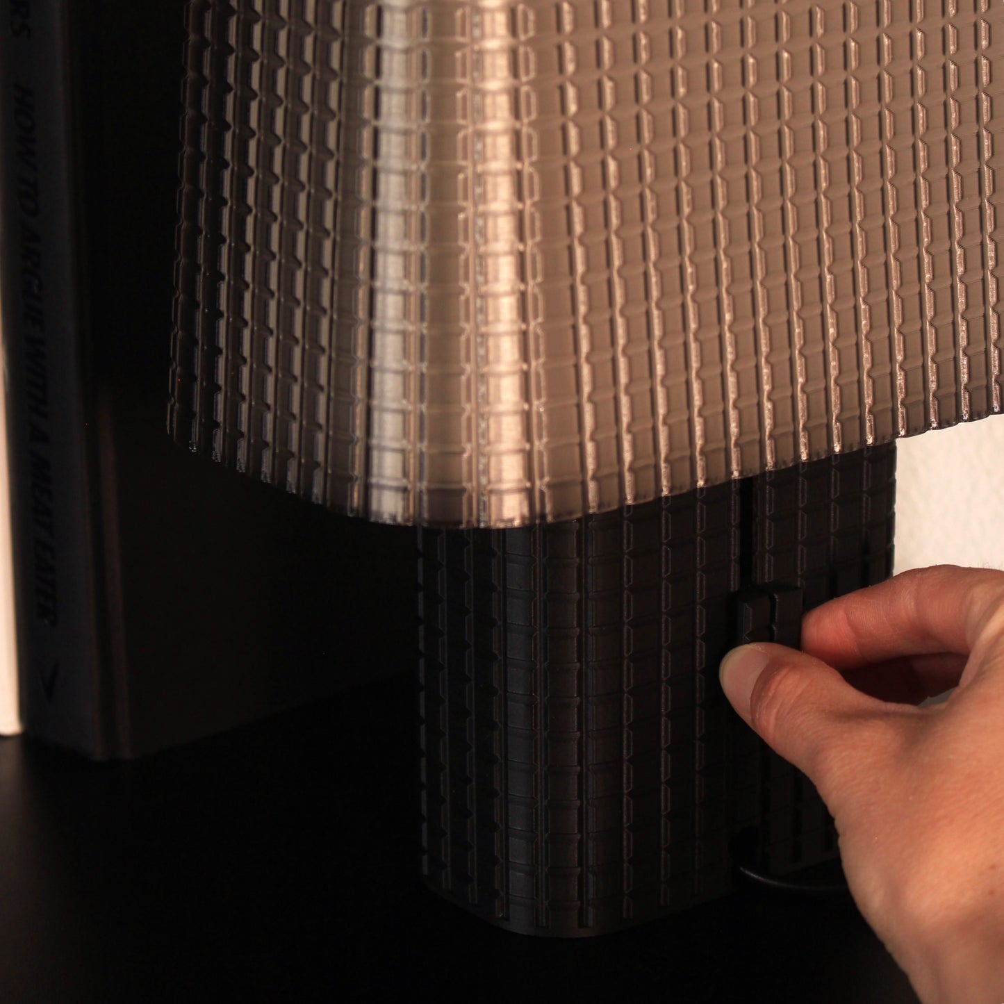 LUCENT KUAD - Table Lamp