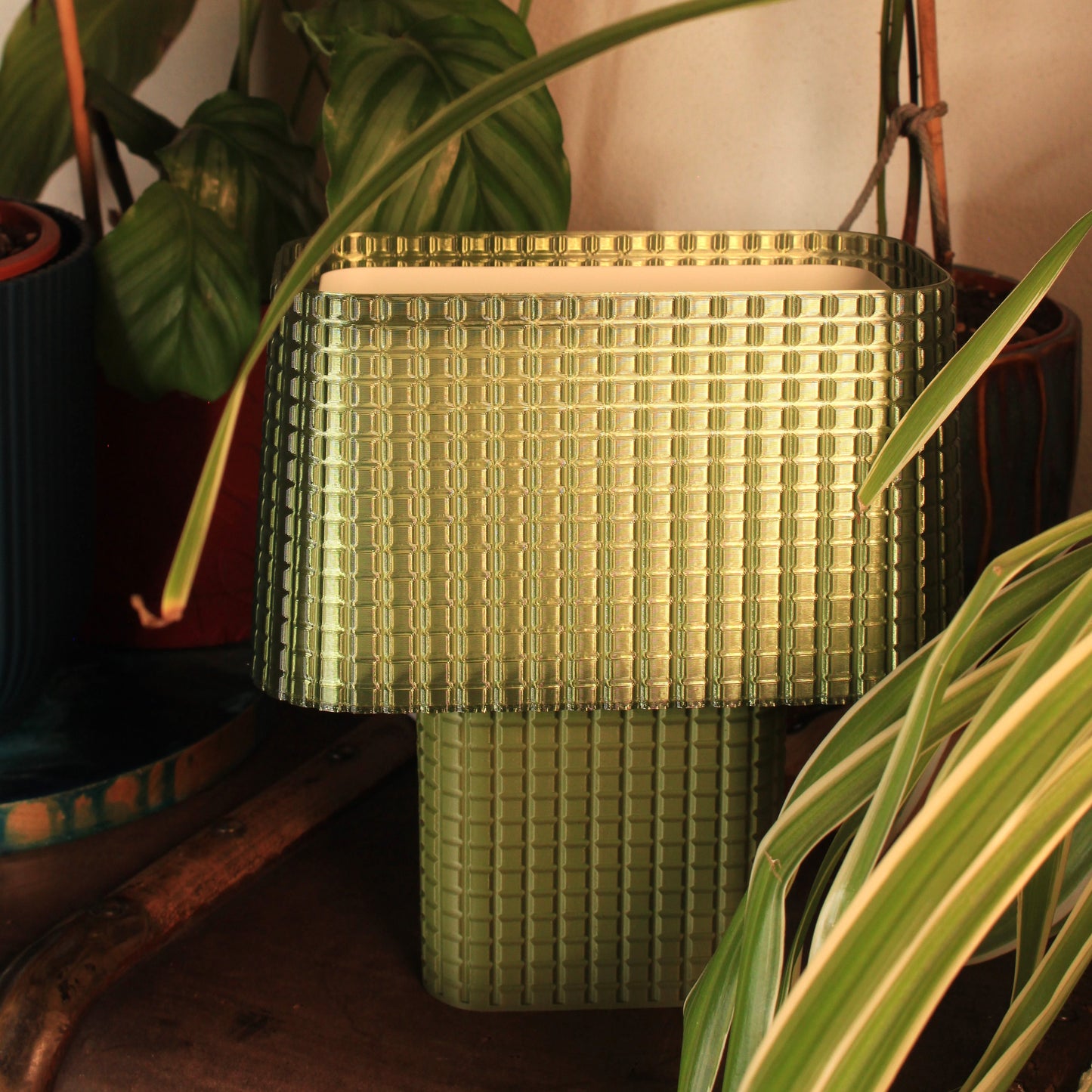 LUCENT KUAD - Table Lamp