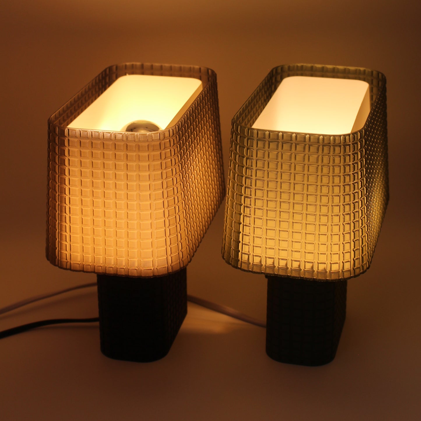 LUCENT KUAD - Table Lamp