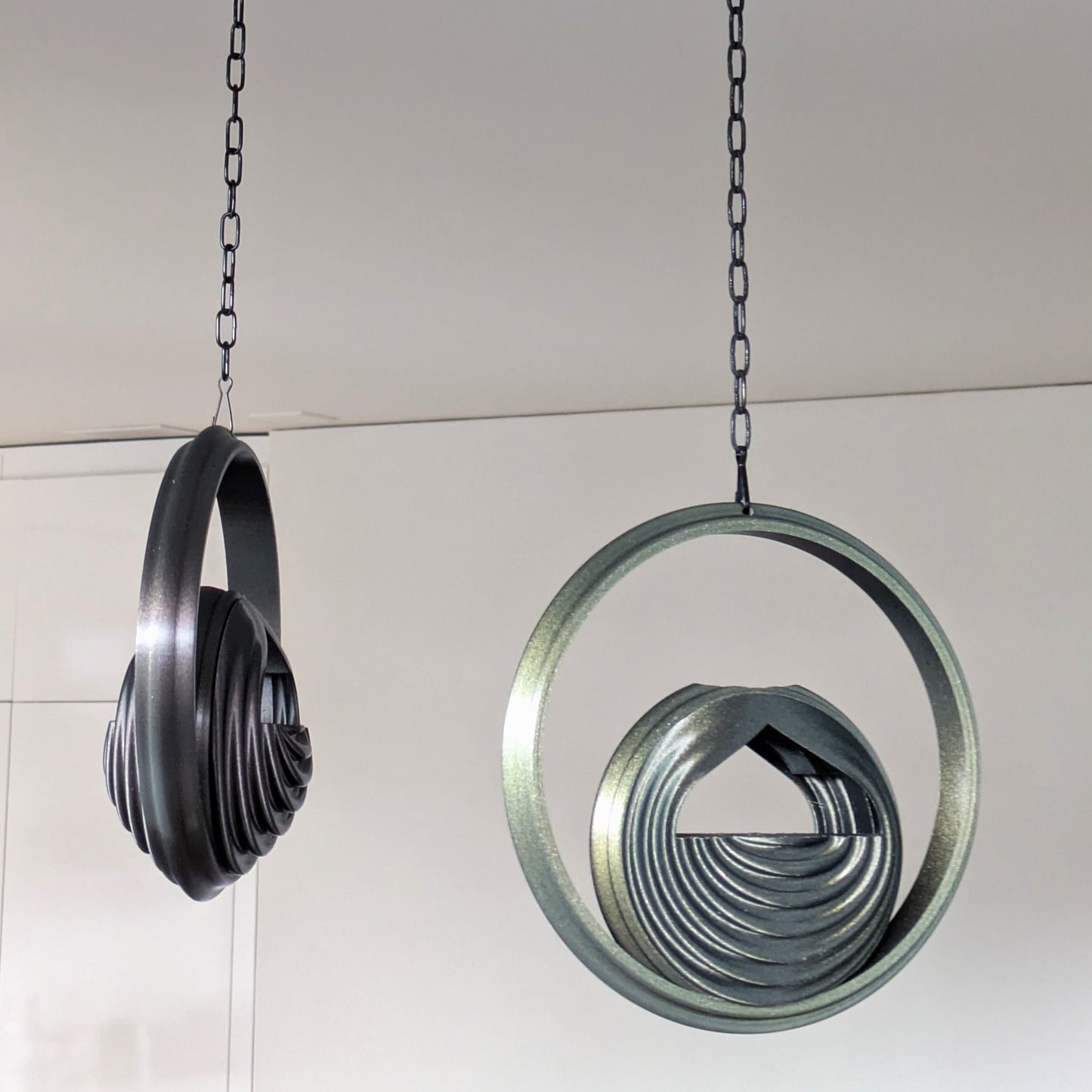 ORBIT - Hanging-Planter